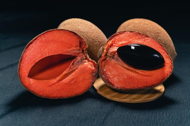 sapote fruits